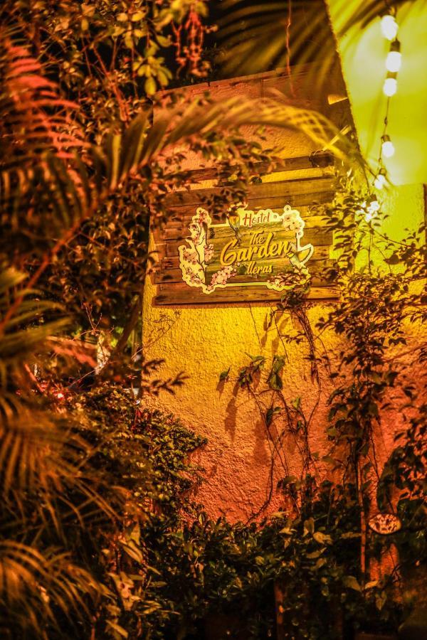 The Garden Lleras 10 Hotel Medellín Exterior foto